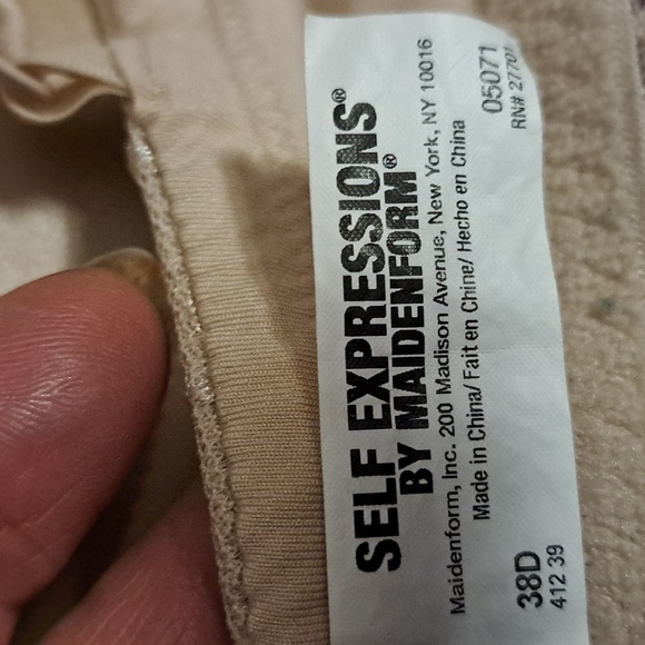 Self Expressions by Maidenform Underwire 38D Bra - Picture 7 of 8